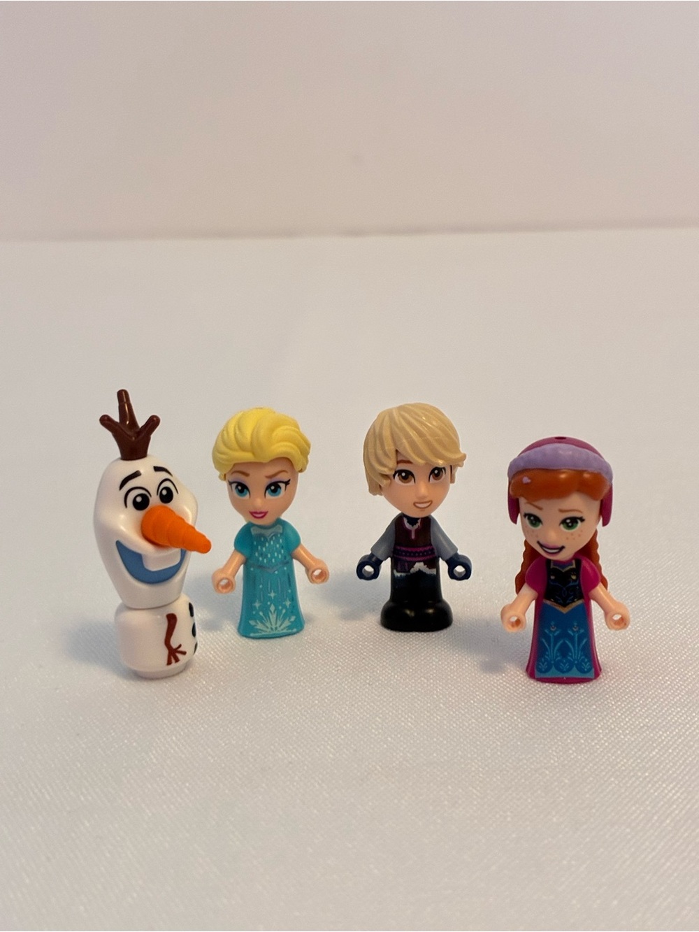 Lego Disney Frozen Anna and Elsa's Magical Carousel #43218 Retired - Picture 6 of 8